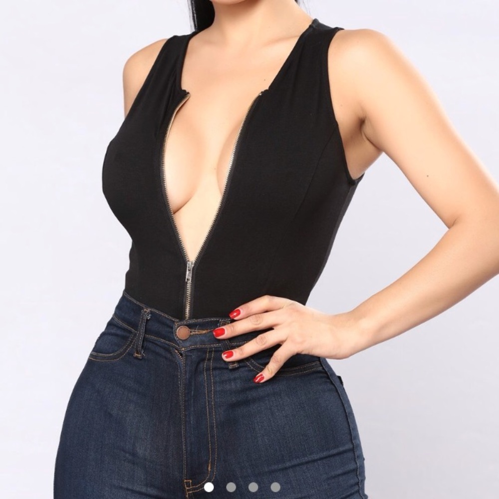 Fashion Nova “Zip Me Up” Bodysuit in Black